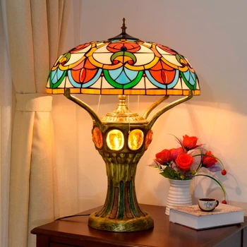 50cm Eiropas stila radošo sirds formas dzīves telpu dekorēšana lielā galda lampas retro Tiffany krāsaina stikla hotel lampas